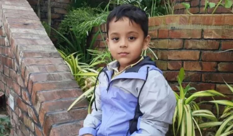 শিশু আয়ানের মৃত্যু: ৫ কোটি টাকা ক্ষতিপূরণ দিতে রুল